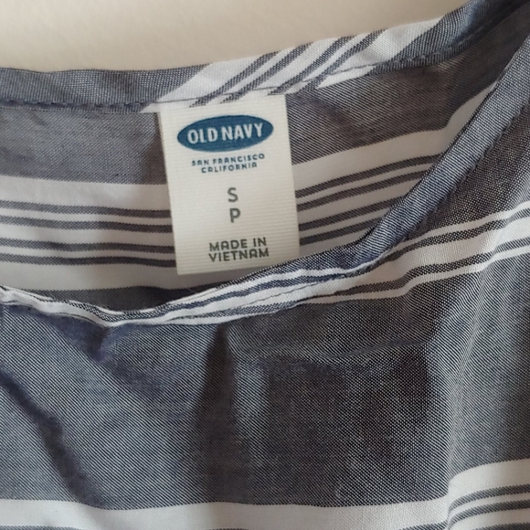 Striped Sleeveless Peplum Babydoll Top - Picture 3 of 5